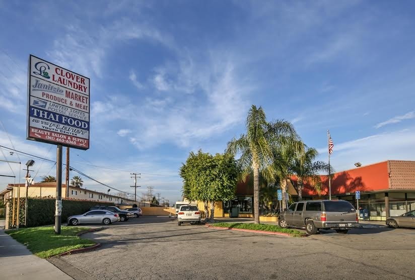8230-8244 Norwalk Blvd, Whittier, CA for lease - Building Photo - Image 3 of 9