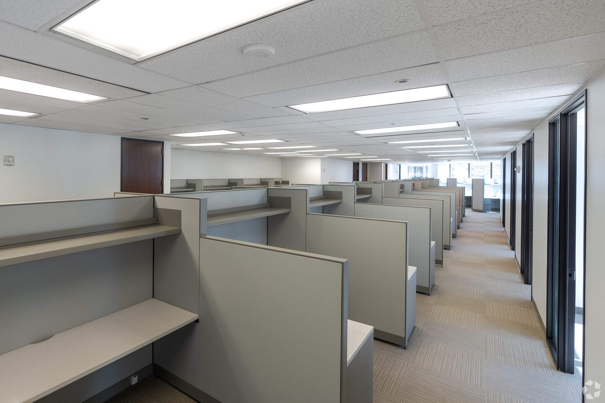 733 Bishop St, Honolulu, HI à louer Photo intérieure- Image 1 de 8