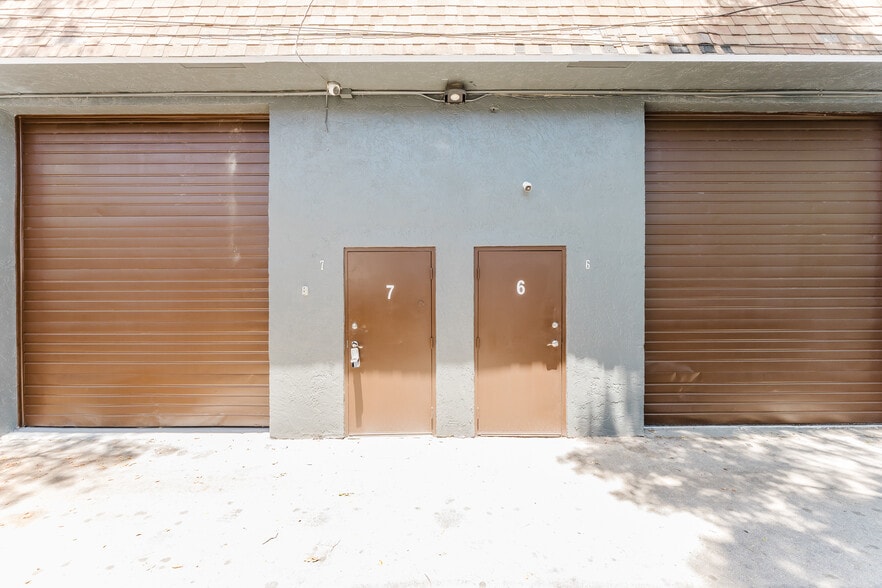 259 SE 1st Ter, Deerfield Beach, FL for lease - Building Photo - Image 2 of 21