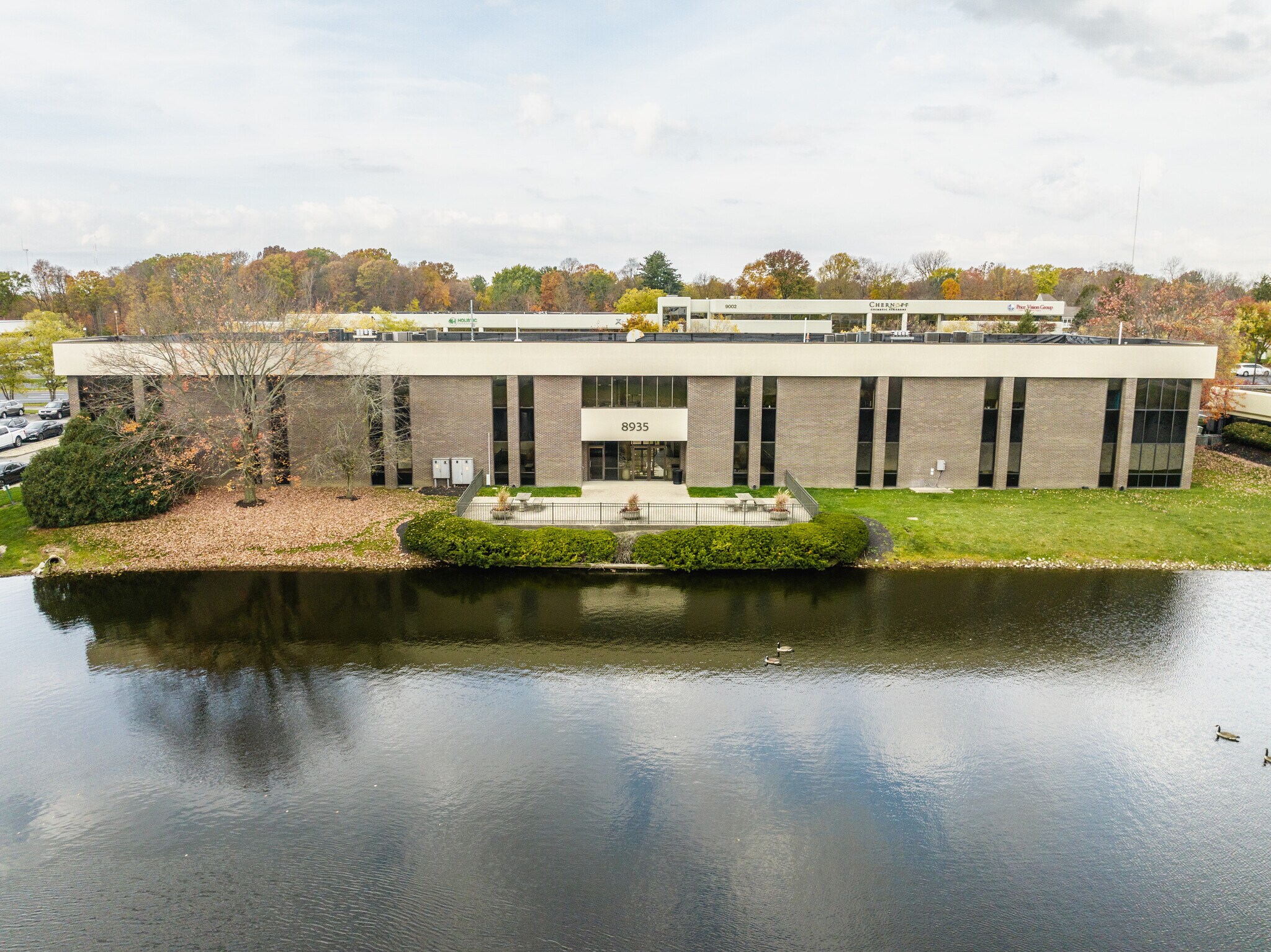 8935 N Meridian St, Indianapolis, IN for lease Building Photo- Image 1 of 17