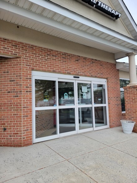 1288 S Governors Ave, Dover, DE for sale - Building Photo - Image 3 of 16