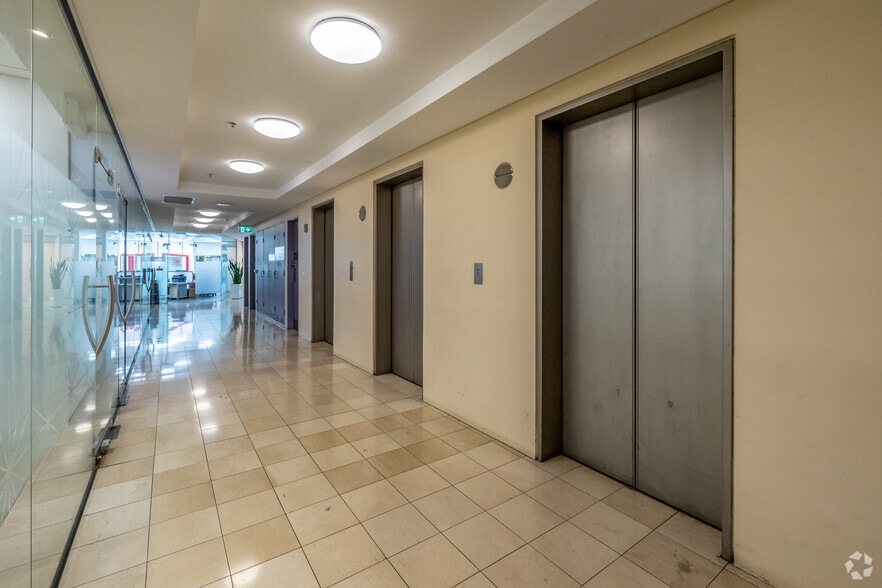 368 Sussex St, Sydney for sale - Lobby - Image 3 of 8