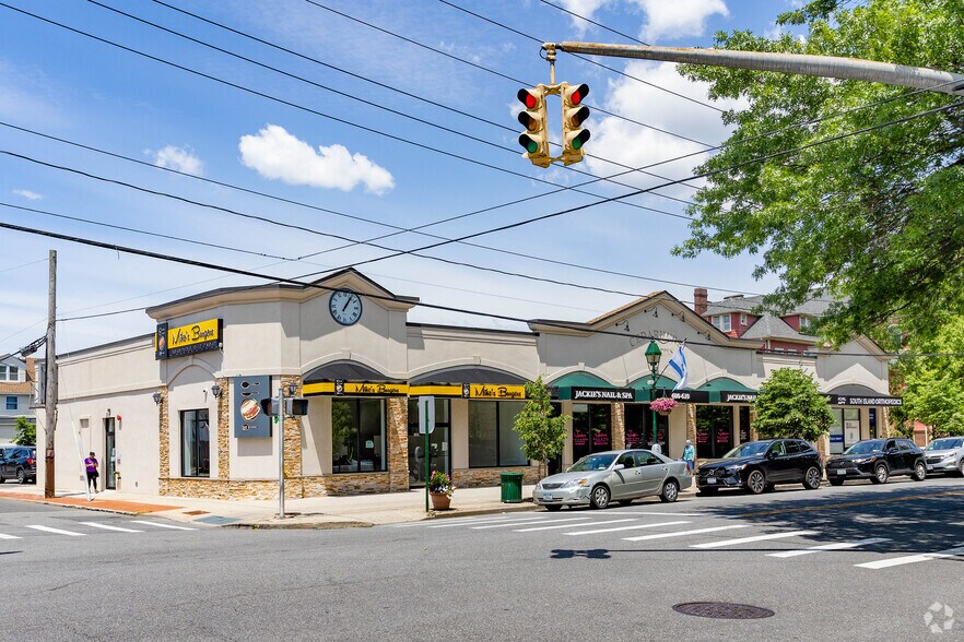 600-610 Central Ave, Cedarhurst, NY à louer - Photo du bâtiment - Image 2 de 5