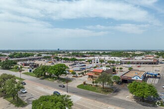 2661 Midway Rd S, Carrollton, TX - AERIAL  map view