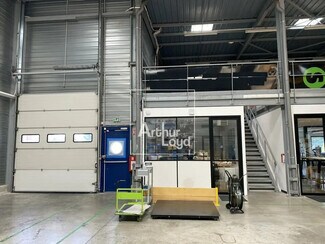 More details for Multiple Space Uses for Lease