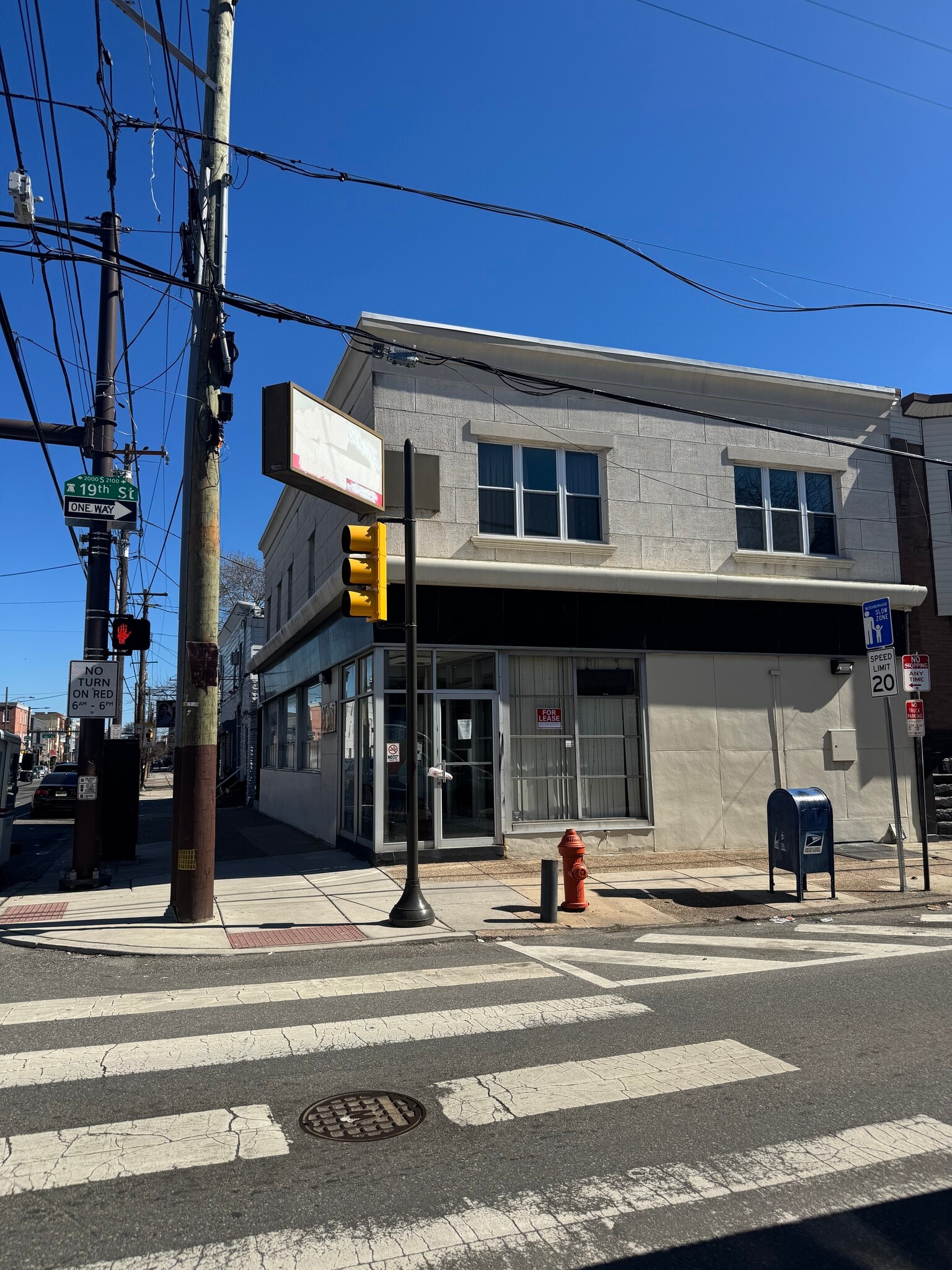 2101 S 19th St, Philadelphia, PA for lease Primary Photo- Image 1 of 7