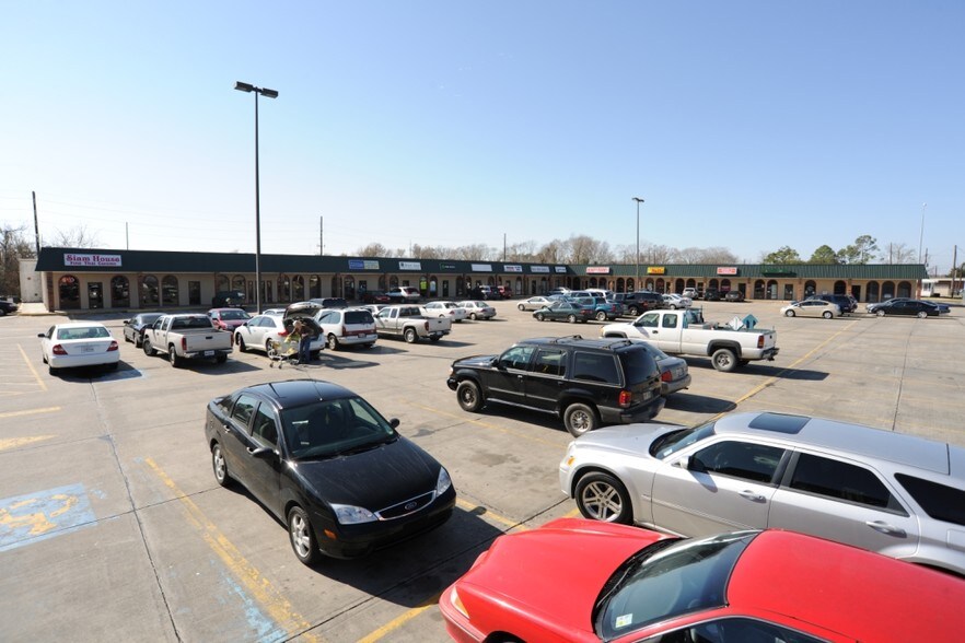 814 Grand Caillou Rd, Houma, LA à louer - Photo principale - Image 1 de 4