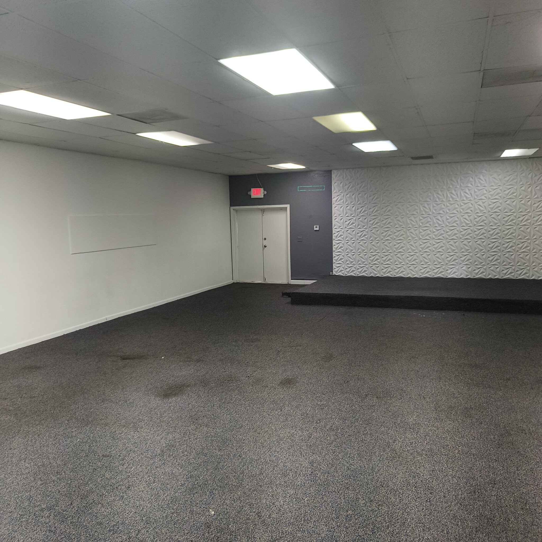5537 N State Road 7, North Lauderdale, FL for lease Interior Photo- Image 1 of 6
