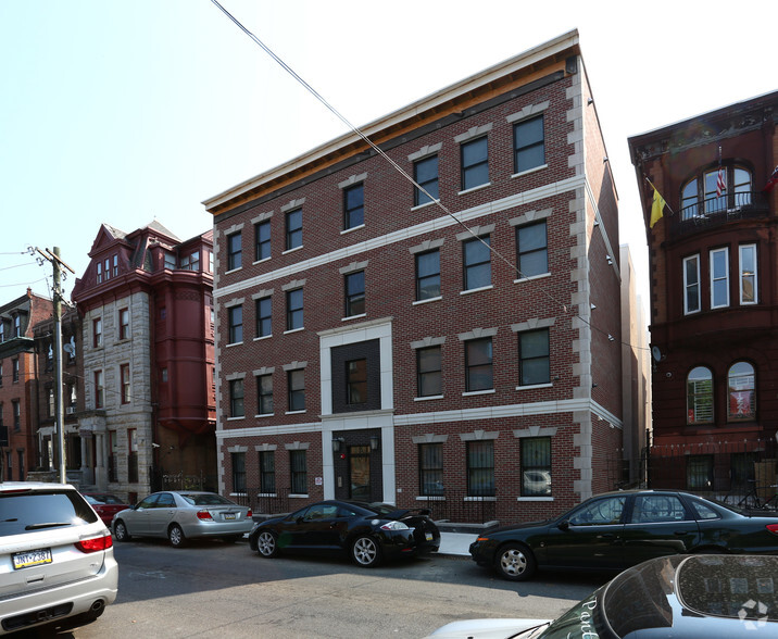 1515-1517 N 16th St, Philadelphia, PA for sale - Primary Photo - Image 1 of 1