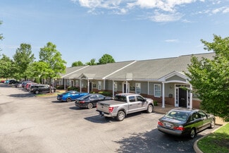 Plus de détails pour 12610 Patrick Henry Dr, Newport News, VA - Bureau à vendre