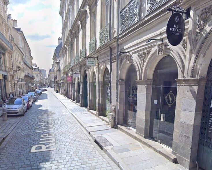 Commerce de détail dans Rennes à louer - Photo du bâtiment - Image 2 de 7