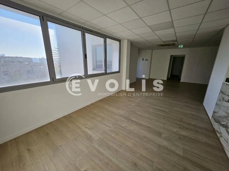 Bureau dans Cachan à louer - Photo intérieure - Image 3 de 20