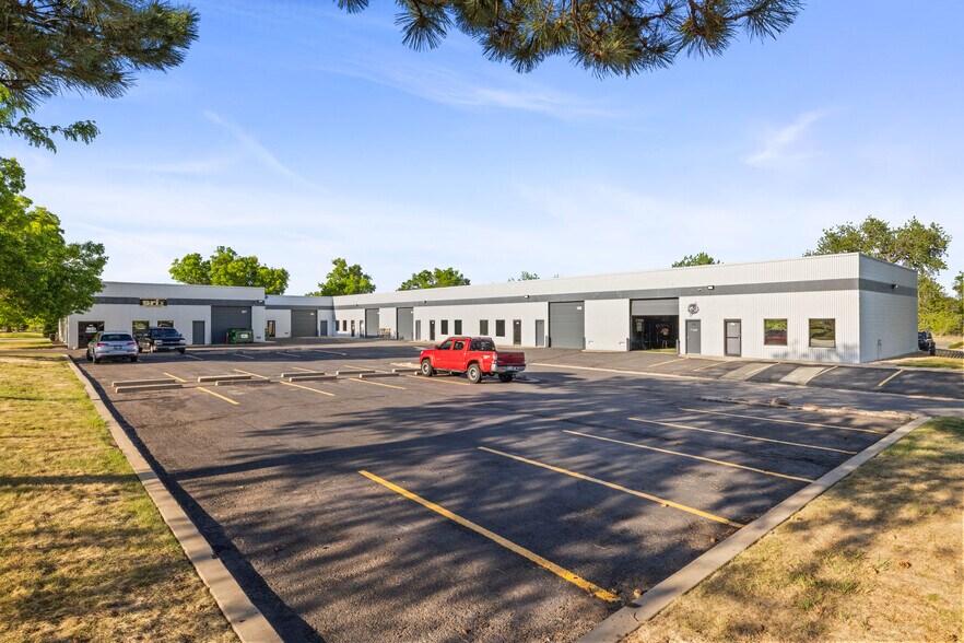 6612 Fig St, Arvada, CO à louer - Photo du bâtiment - Image 2 de 5