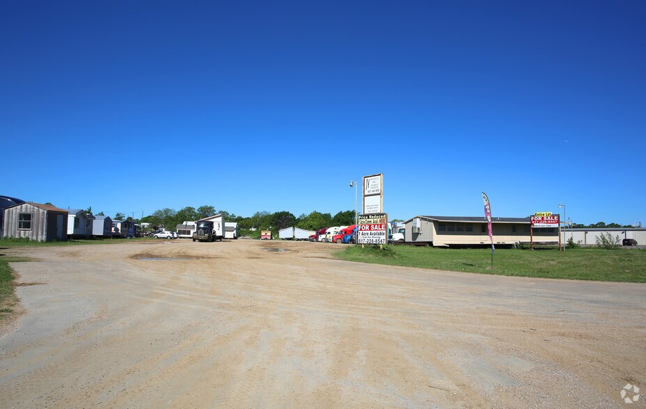 5720 Rendon Bloodworth Rd, Fort Worth, TX à vendre - Photo principale - Image 2 de 69