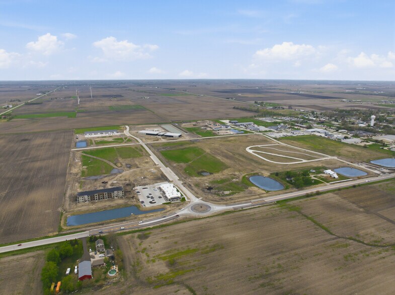 570 Main Ave, Huxley, IA for sale - Aerial - Image 2 of 8