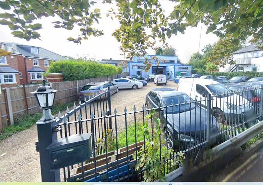St James Rd, Fleet for sale - Building Photo - Image 3 of 7