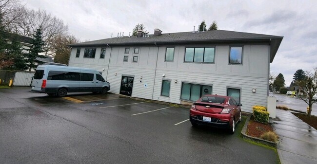 Plus de détails pour 76-82 Washougal River Rd, Washougal, WA - Bureau à vendre