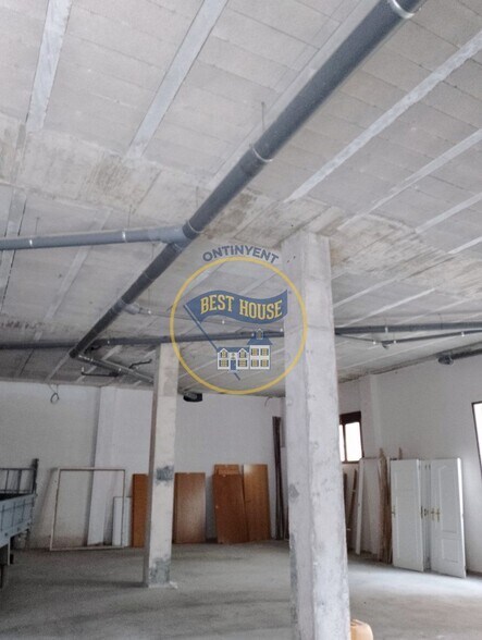 Commerce de détail dans València à vendre - Photo du bâtiment - Image 2 de 9