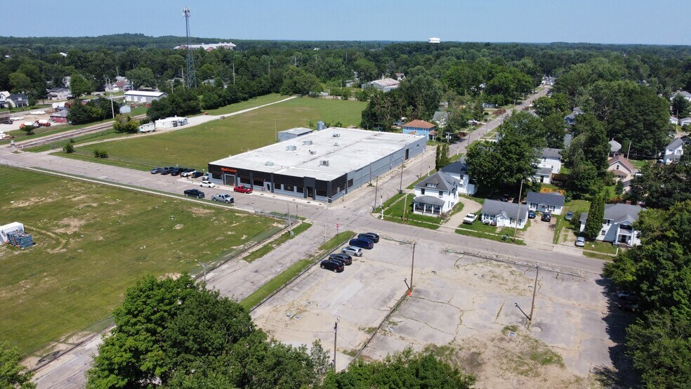 309 N Prospect St, Sturgis, MI à vendre - Photo du bâtiment - Image 3 de 13