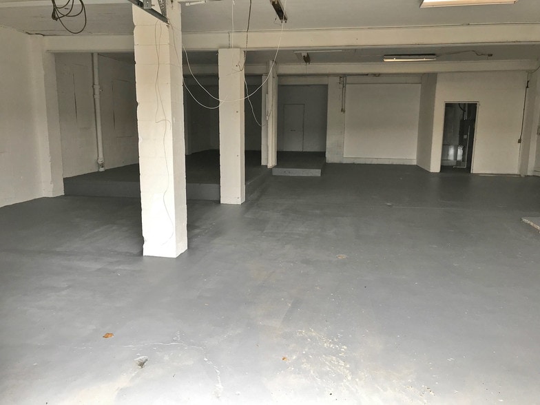 823 Harmon Ave, Columbus, OH for lease - Interior Photo - Image 3 of 10