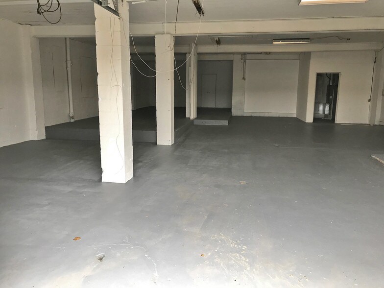 823 Harmon Ave, Columbus, OH à louer - Photo intérieure - Image 3 de 10