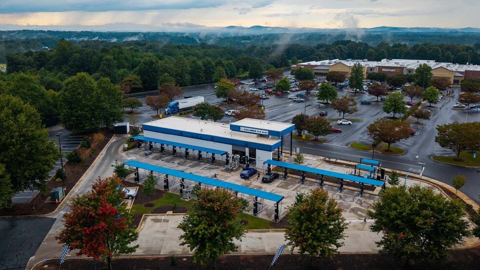 4-Unit Caliber Car Wash Portfolio portfolio of 4 properties for sale on LoopNet.ca - Building Photo - Image 2 of 4
