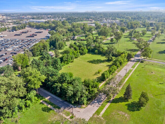 More details for 500-554 S Fordson St, Detroit, MI - Land for Sale