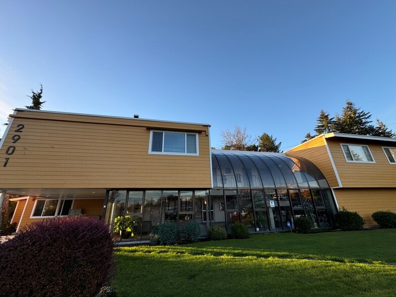 2901 S 128th St, Tukwila, WA for lease - Building Photo - Image 1 of 17