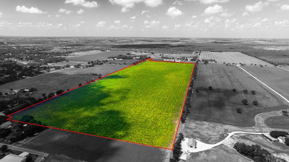 7201 FM725, McQueeney, TX à vendre - Photo du bâtiment - Image 3 de 36