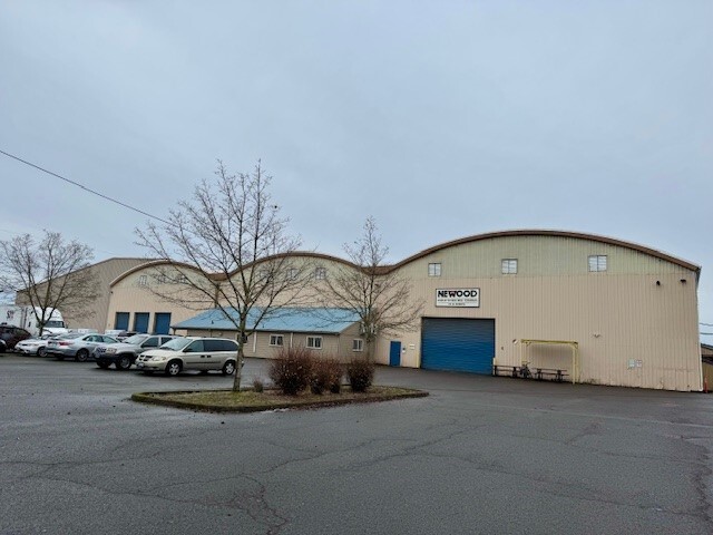 10 N Seneca Rd, Eugene, OR for lease - Building Photo - Image 2 of 10