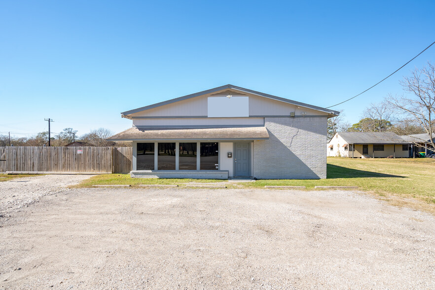 7507 Bayway Dr, Baytown, TX à louer - Photo du b timent - Image 3 de 46