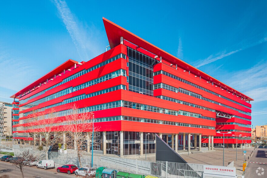 Regus Rivas Square Garden, Calle Marie Curie, 9, Rivas-Vaciamadrid, Madrid for lease - Primary Photo - Image 1 of 11