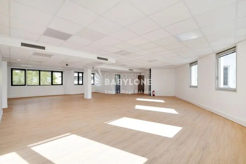 Office in Malakoff for sale Building Photo- Image 1 of 8