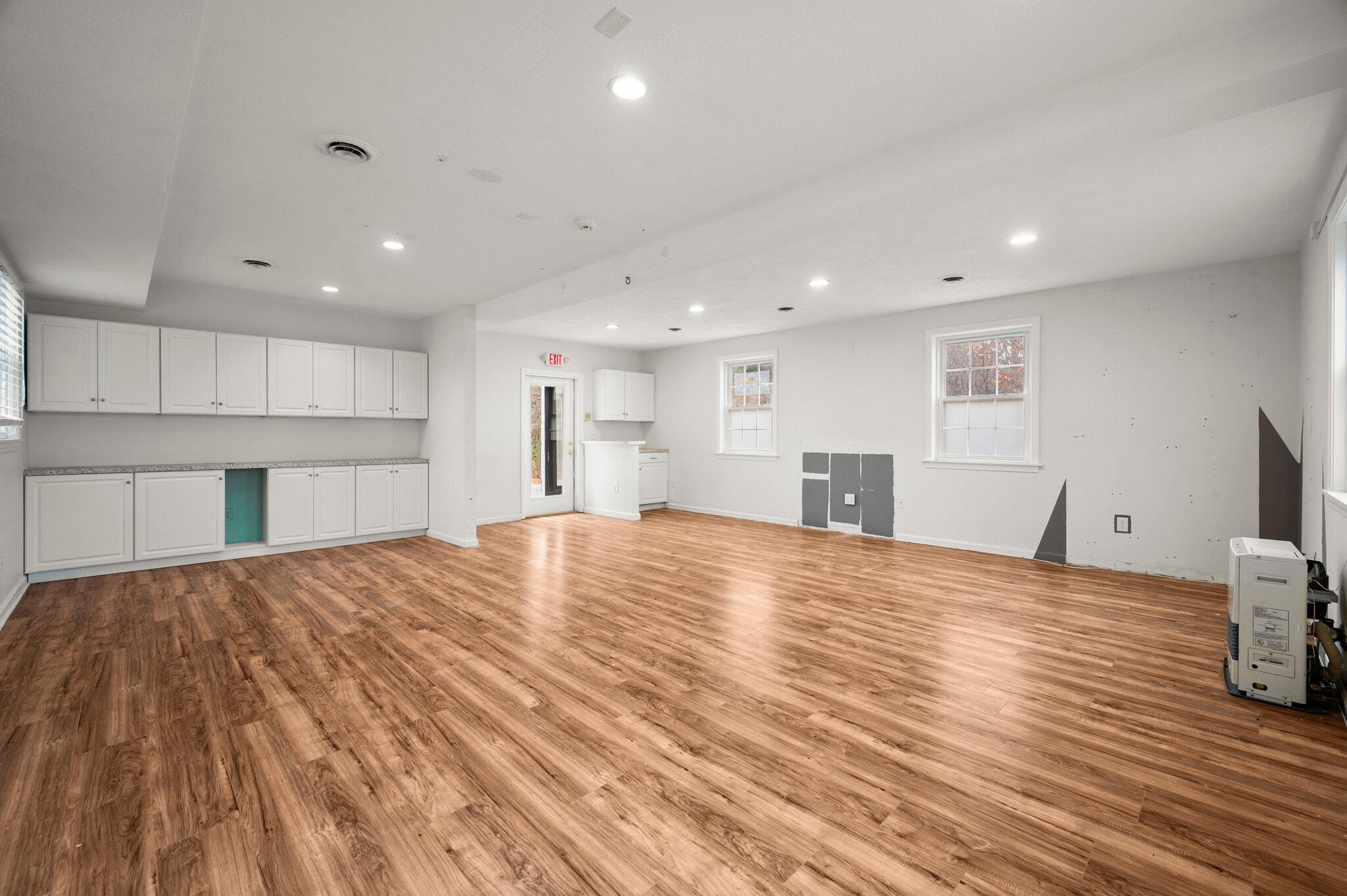 2425 Lafayette Rd, Portsmouth, NH for sale Primary Photo- Image 1 of 26