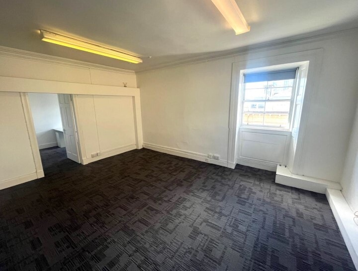 196-200 Bath St, Glasgow for lease - Interior Photo - Image 2 of 11