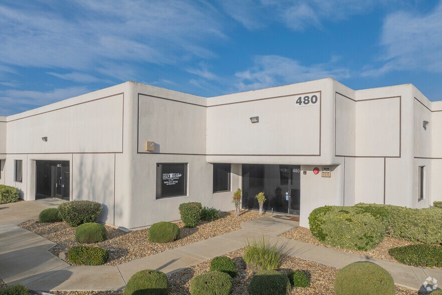 480 Preston Ct, Livermore, CA for lease - Building Photo - Image 2 of 11