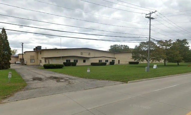 1631 Dove St, Port Huron, MI à louer - Photo principale - Image 1 de 13