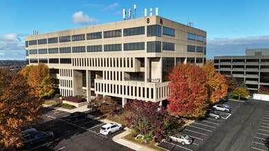 730 Holiday Dr, Pittsburgh, PA à louer Aérien- Image 1 de 10