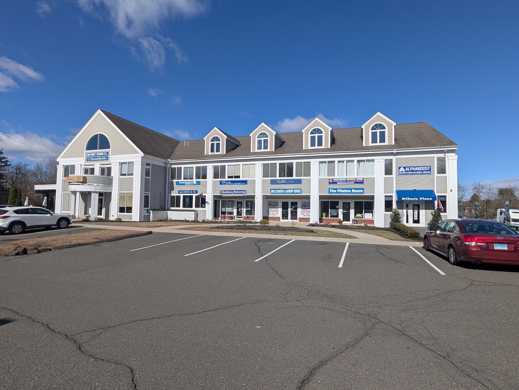 220 Main St S, Southbury, CT for lease Primary Photo- Image 1 of 2