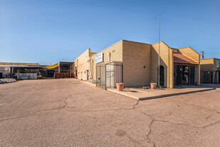 4132 N 38th Dr, Phoenix AZ - Services immobiliers commerciaux