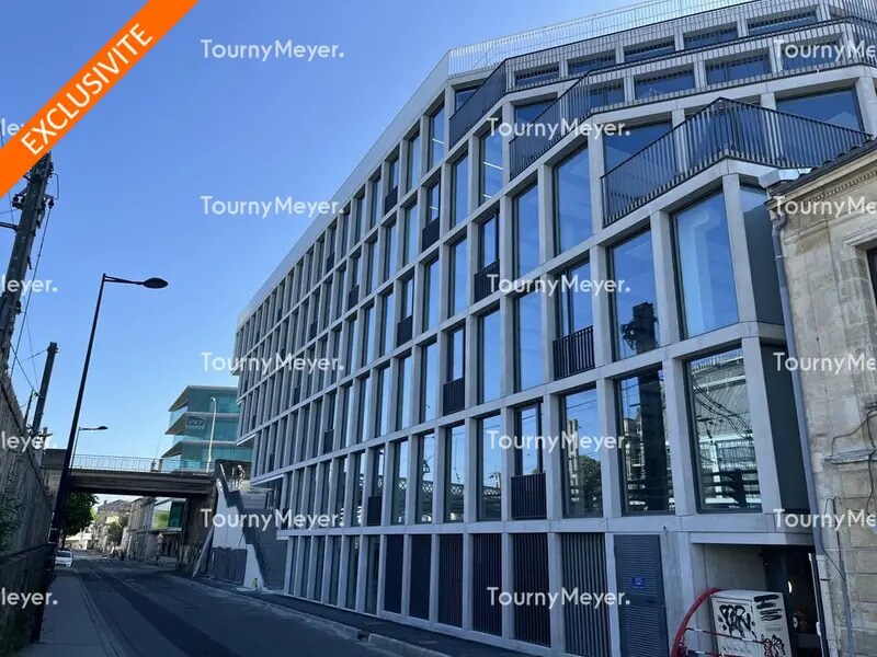 Office in Bordeaux for lease Building Photo- Image 1 of 9