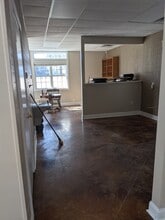 8514 Whitesburg Dr SW, Huntsville, AL à louer Photo intérieure- Image 1 de 4
