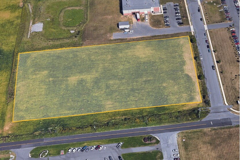 110 Mort Dr, Easton, PA for lease Primary Photo- Image 1 of 3