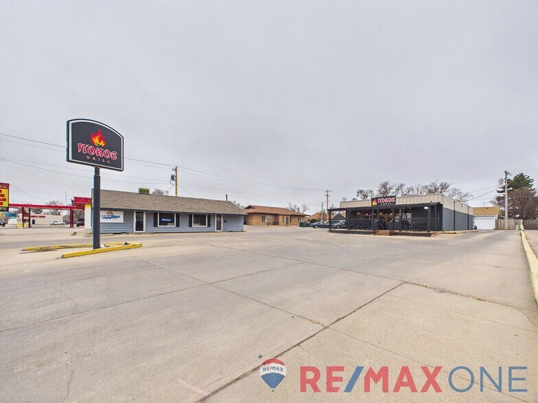 108 W Kansas Ave, Garden City, KS à vendre - Photo principale - Image 1 de 37