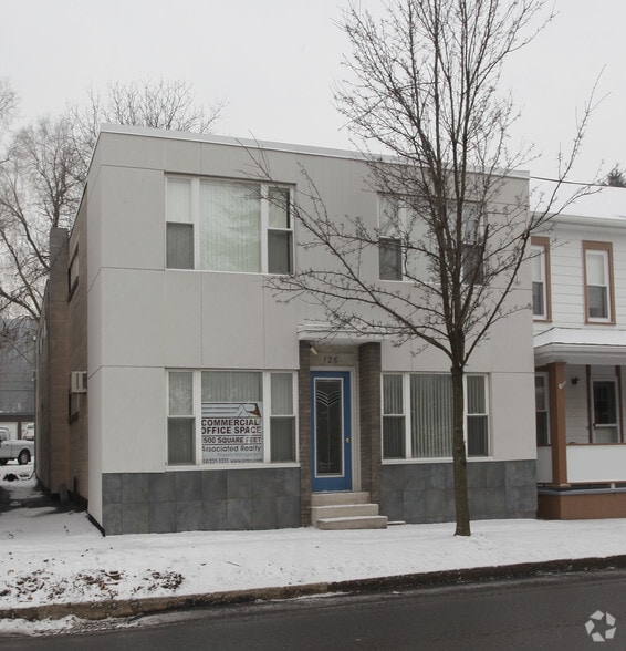 126 W Pine Grove Rd, State College, PA for lease - Primary Photo - Image 1 of 3