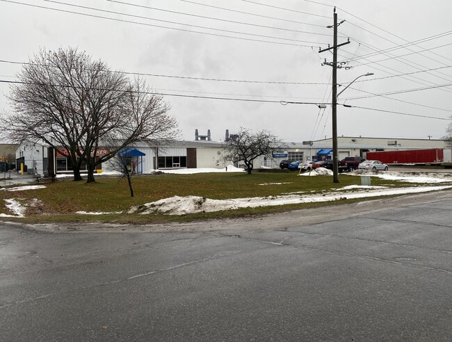 More details for 2021 Rogers Rd, Perth, ON - Industrial for Sale