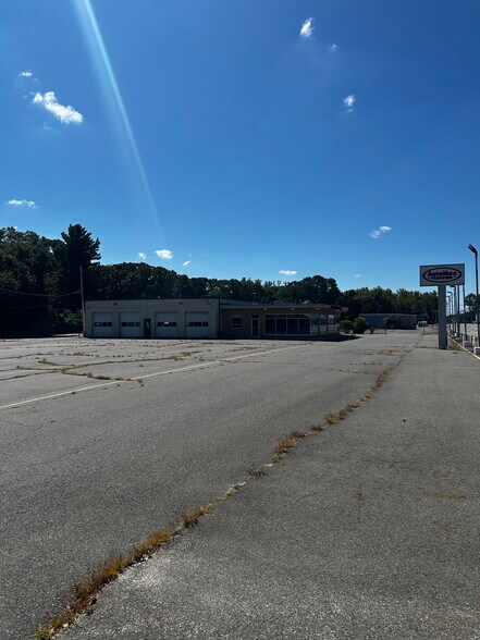 800 Washington St, Attleboro, MA à vendre - Photo du bâtiment - Image 2 de 8