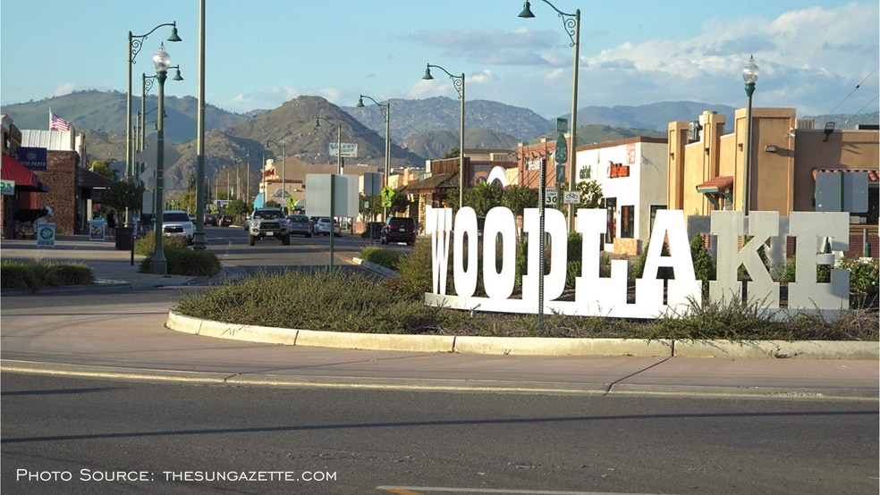 18657 Naranjo Boulevard, Woodlake, CA for sale - Primary Photo - Image 1 of 12