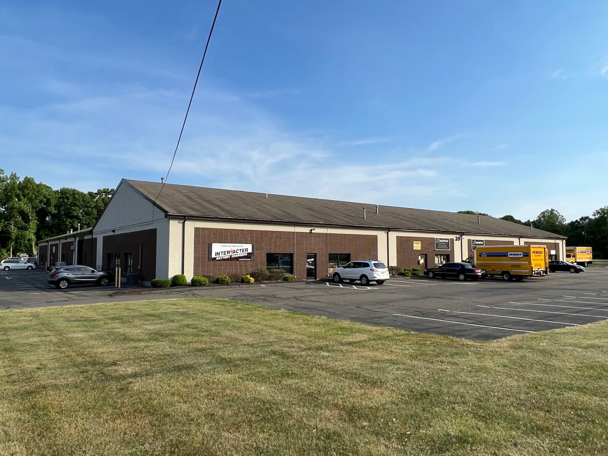 39 N Plains Industrial Rd, Wallingford, CT à vendre Photo du bâtiment- Image 1 de 1