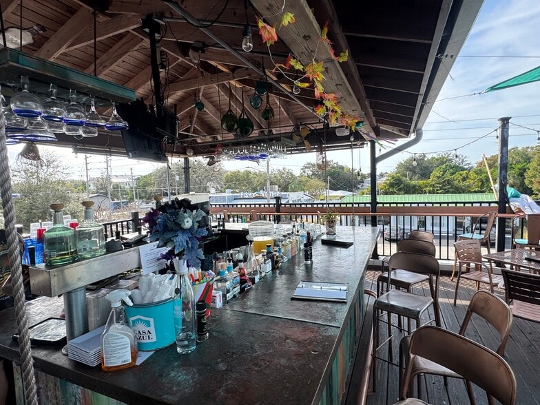 923 Broadway, Dunedin, FL for sale - Building Photo - Image 3 of 7